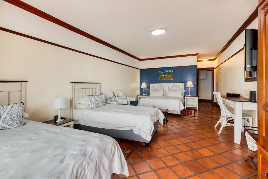 8 Bedroom Property for Sale in Gordons Bay Village Western Cape